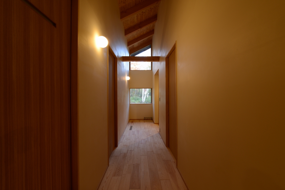 飯綱山荘(長野市飯綱高原)－ホール・廊下