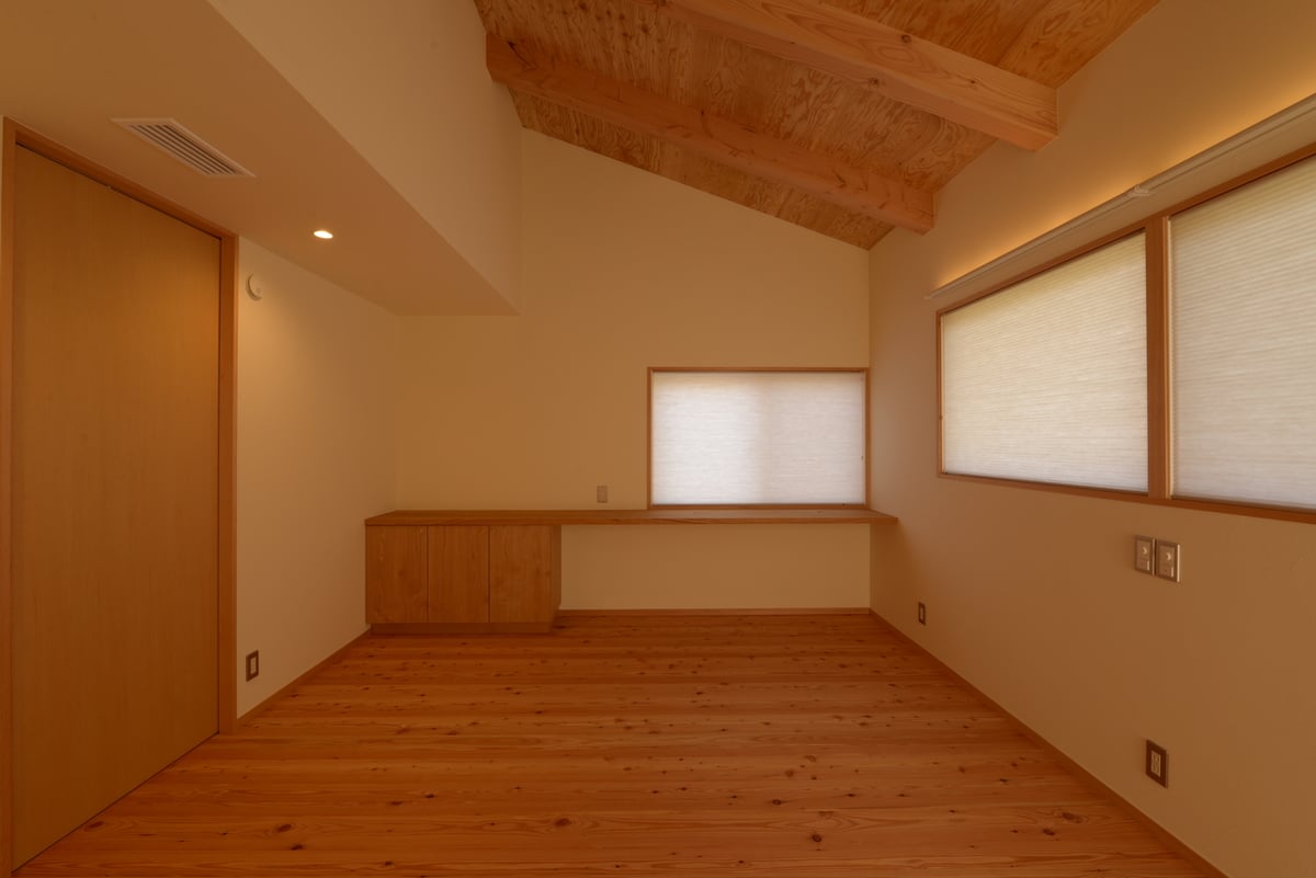 内田の家Ⅰ（2階寝室）
