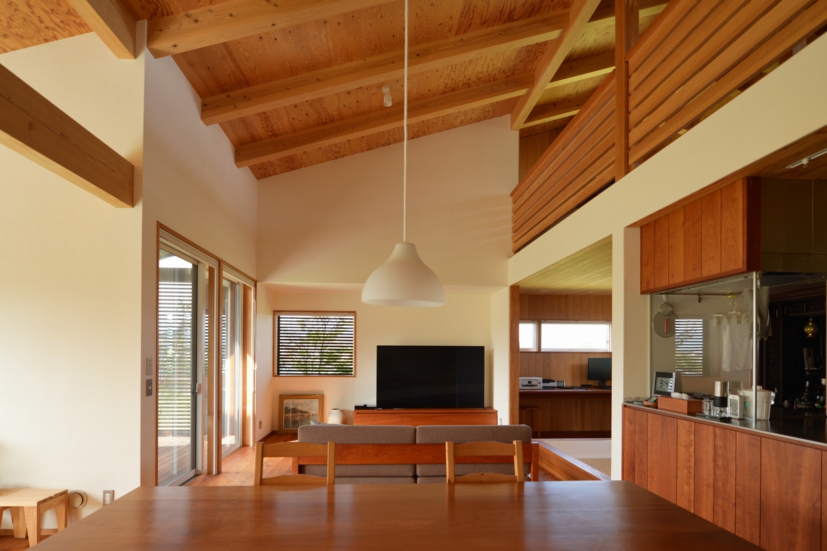 片丘の家Ⅱ（居間食堂）