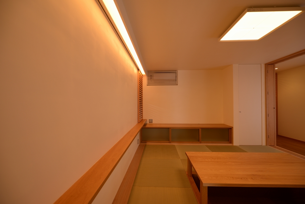 島内の家(松本市)-居間