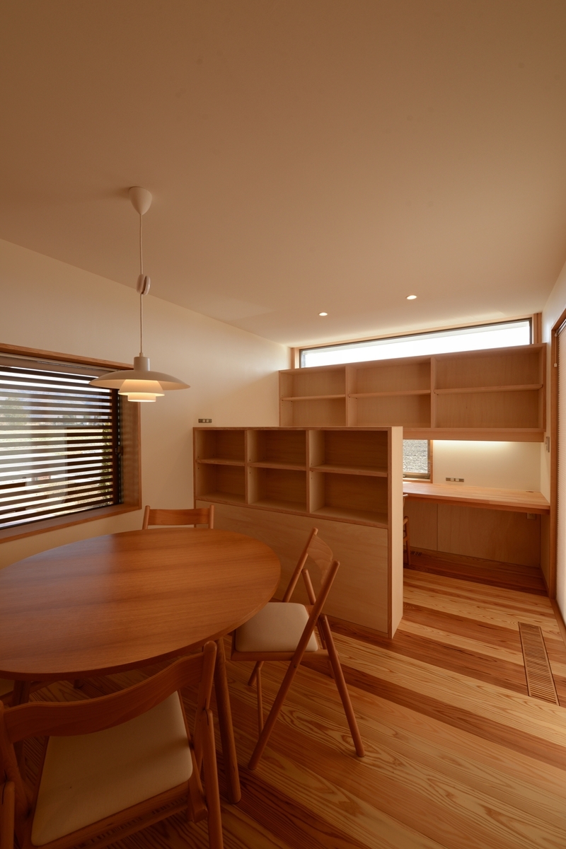 南穂高の家Ⅱ(安曇野市)－食堂～ワークスペース