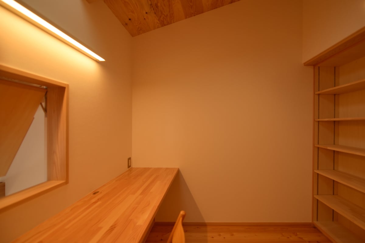 伊那の家Ⅰ（書斎）