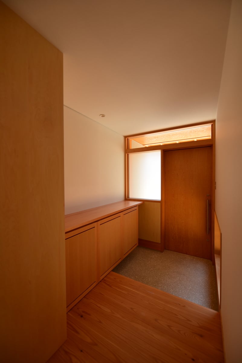 梓川の家Ⅲ　（玄関）