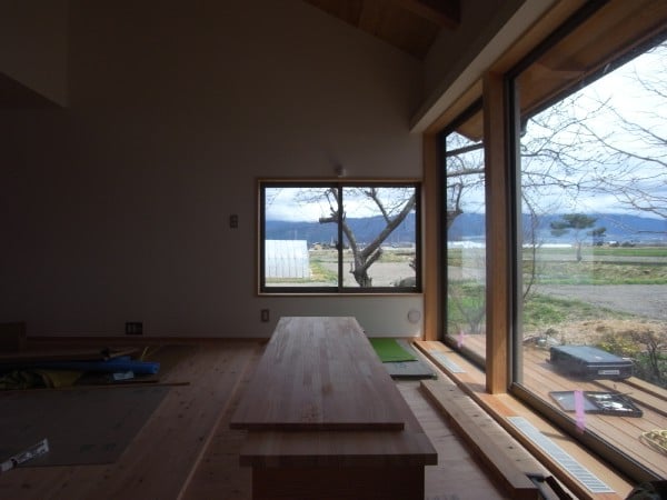 松本市　島立の家Ⅱ　ＴＶ台製作　長野県松本市の建築設計事務所　建築家　丸山和男　現場監理　住宅