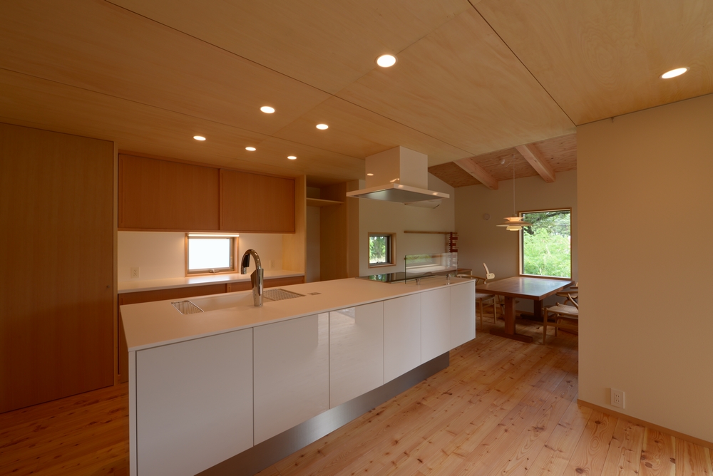 三郷の家Ⅳ（安曇野市）-居間～食堂