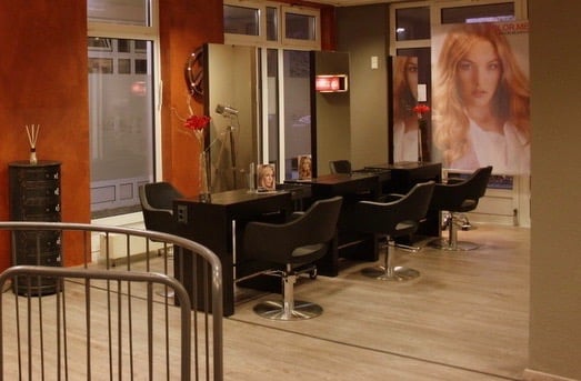 Umbau Friseursalon, Fussbodenverlegung