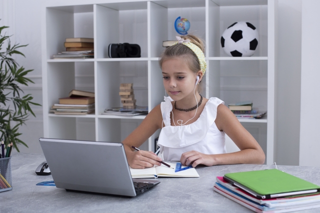 オンライン日本文化講座 夏期特別時間帯ついて