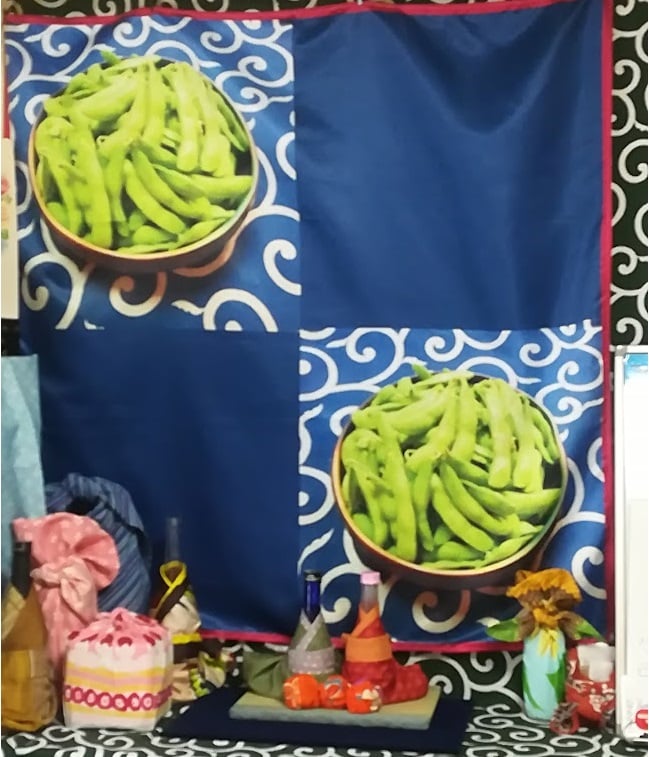 日本文化 フランスでのアート風呂敷パリの風呂敷を展示