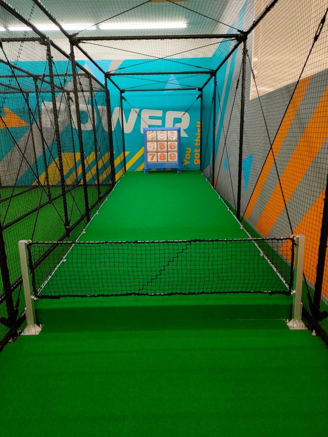 【福岡県】ジョイポリスにてストラック9の施工