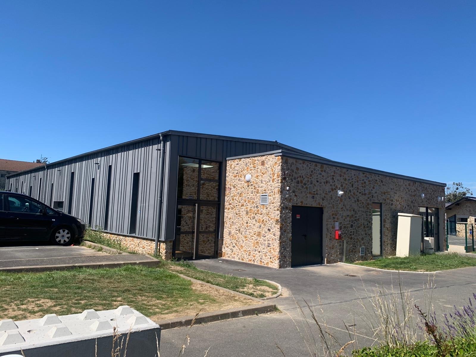 Entrée de la salle de cour