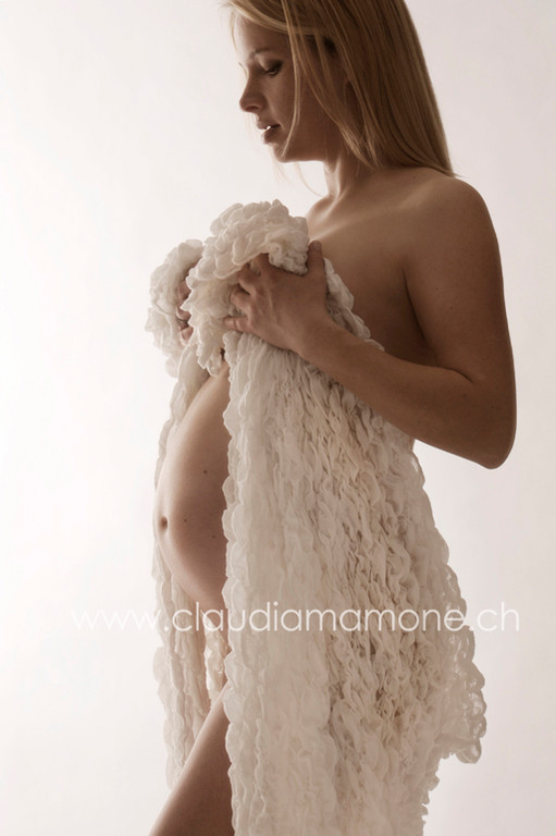 Babybauch Schwangerschaft Fotoshooting Paaraufnahmen Aktaufnahmen Familyfotoshooting