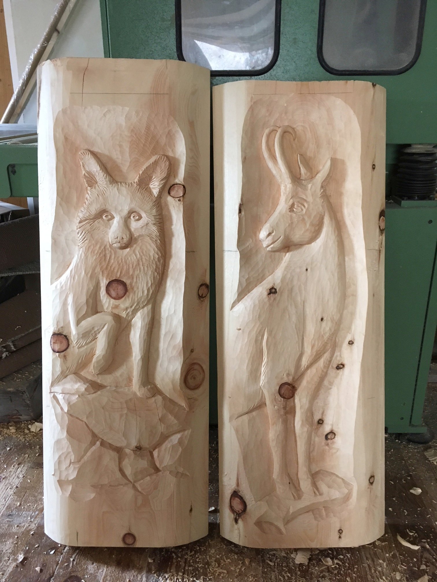 Fuchs Gems Relief handgeschnitzt