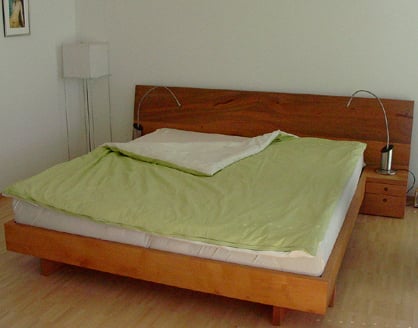 Massivholzbett Birnbaum