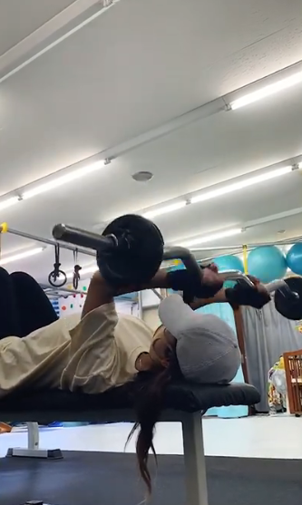 スカルクラッシャー(笑)