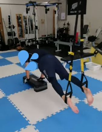 夏に向けて⁈　胸板作り！　TRX＆プッシュアップジャンプ！