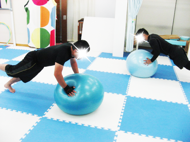 バランスボールを利用したトレーニング