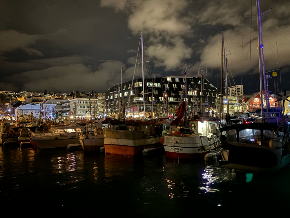 Skitouren im Land der schmalen Fjorde.