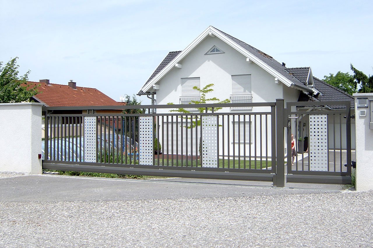 Sprossen mit Obergurt und Lochblech