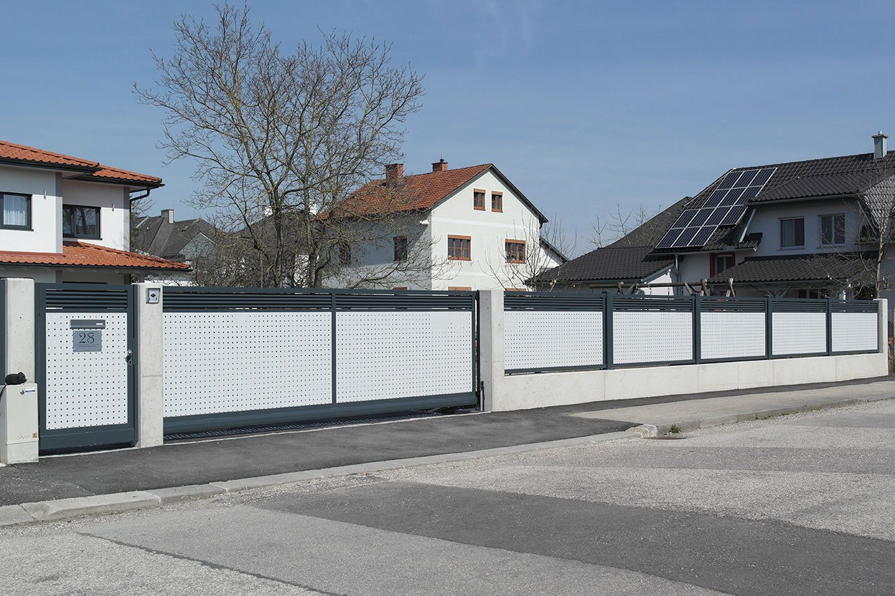 Lochblech mit Lamellen