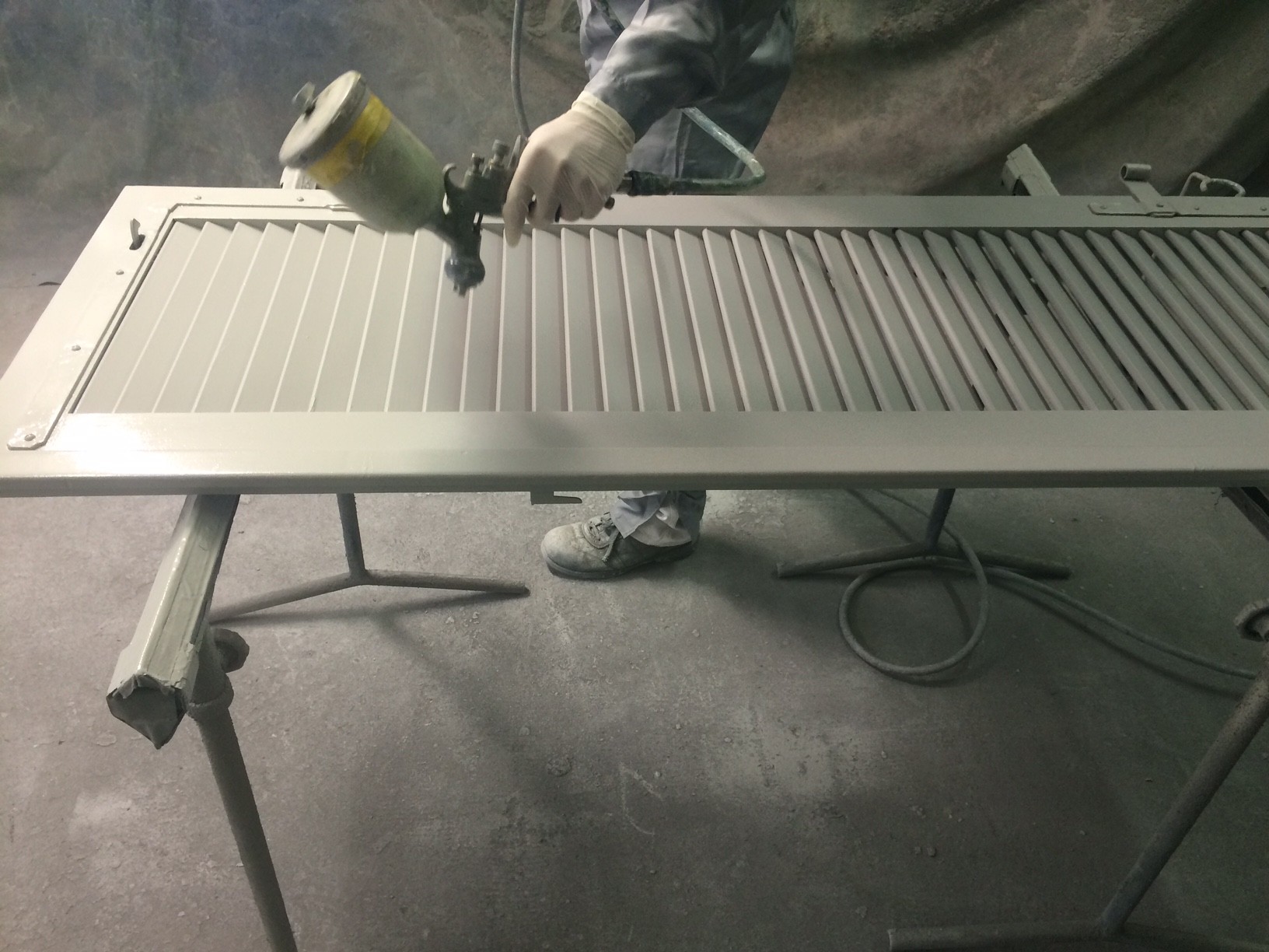 Wir kümmern uns um ihre Fensterläden...