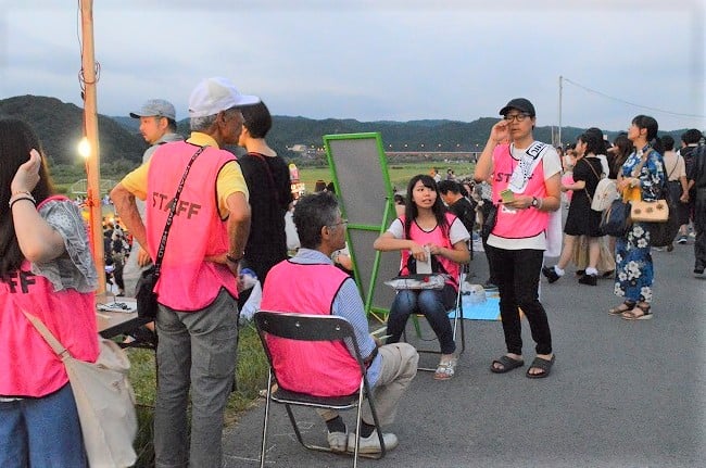 声を張って売り込みました！