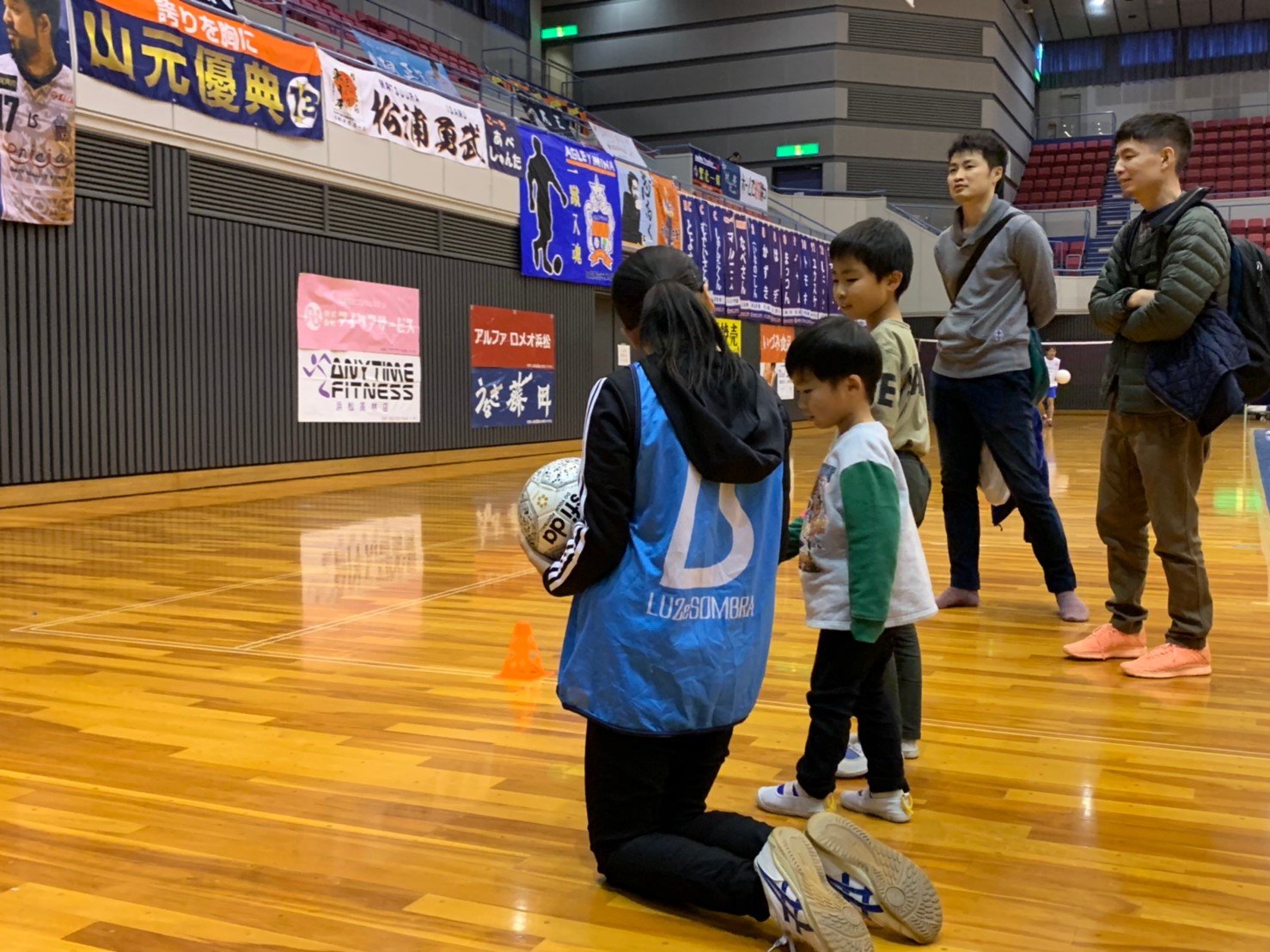 ボールをセッティングしてあげます