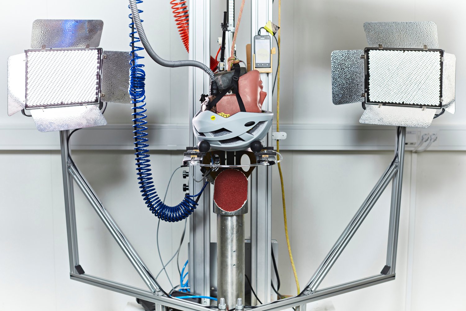 Große Umfrage zu: "Kopfschutz mit Helm"