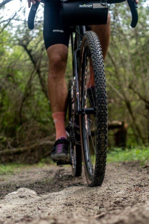 Pirelli Cinturato Gravel S // Credits damianifed