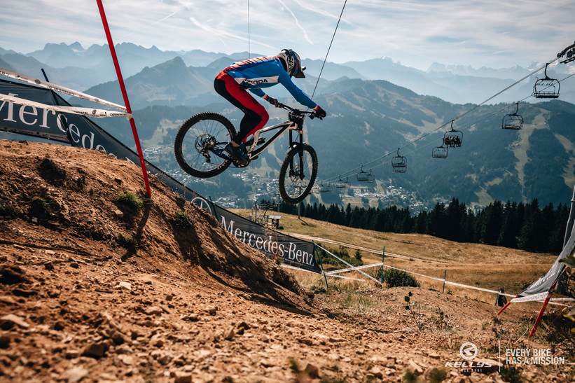 Kellys Factory Team in Les Gets