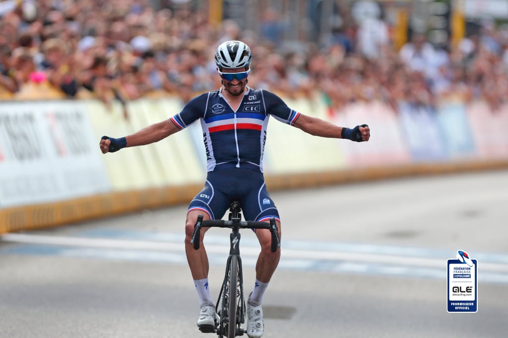 Die französische Nationalmannschaft von ALAPHILIPPE erneut WELTMEISTER mit ALÉ