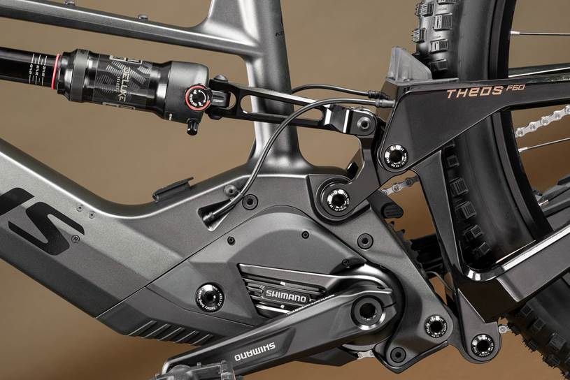 Das Kellys Theos F60 mit einem größeren 820-Wh-Akku und dem neuesten Shimano EP801-Motor. ©