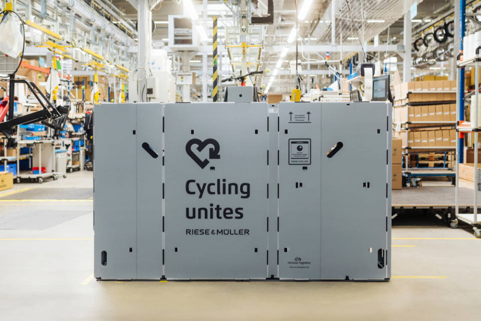 Riese & Müller setzt auf Nachhaltigkeit: Mehrwegverpackungen für E-Bikes und Kleinteile