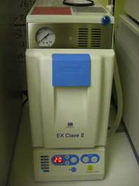 高圧蒸気滅菌器(数分で滅菌可能な高速滅菌器)