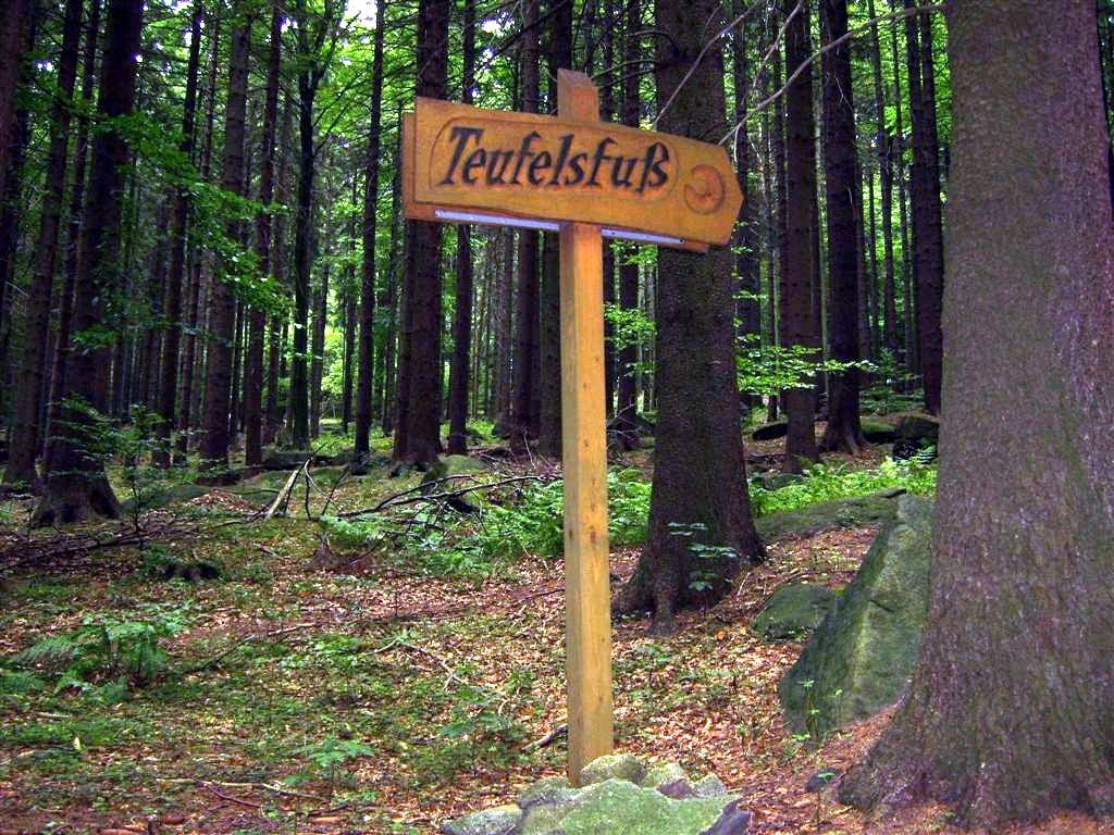 Hinweisschild am Teufelsfuß