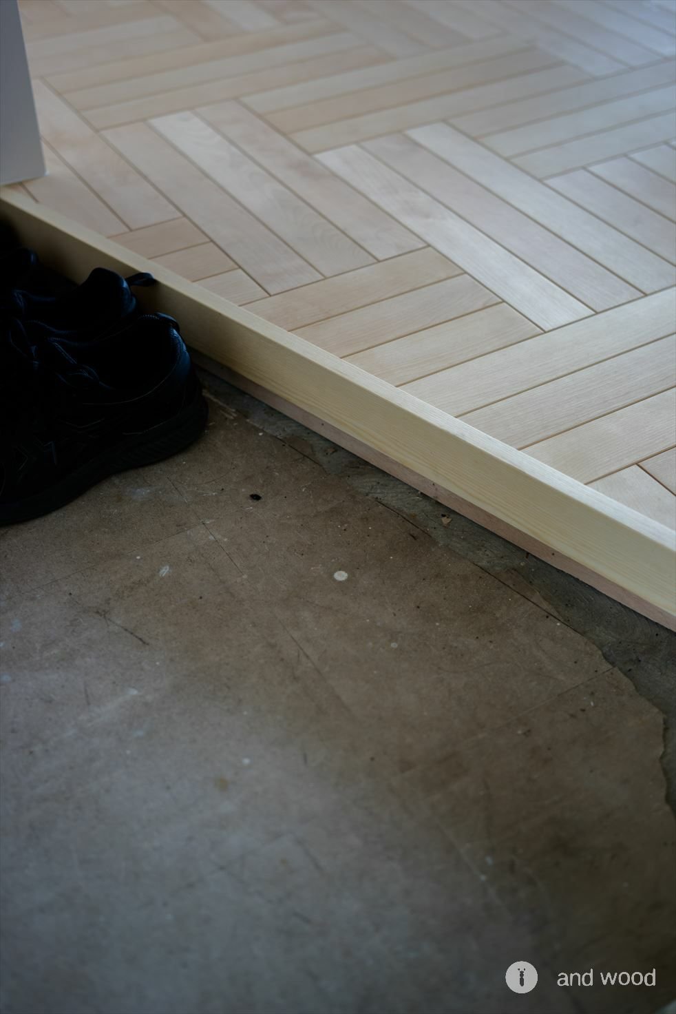 バーチ トリプル ヘリンボーン 無垢 フローリング 施工例 andwood アンドウッド 6