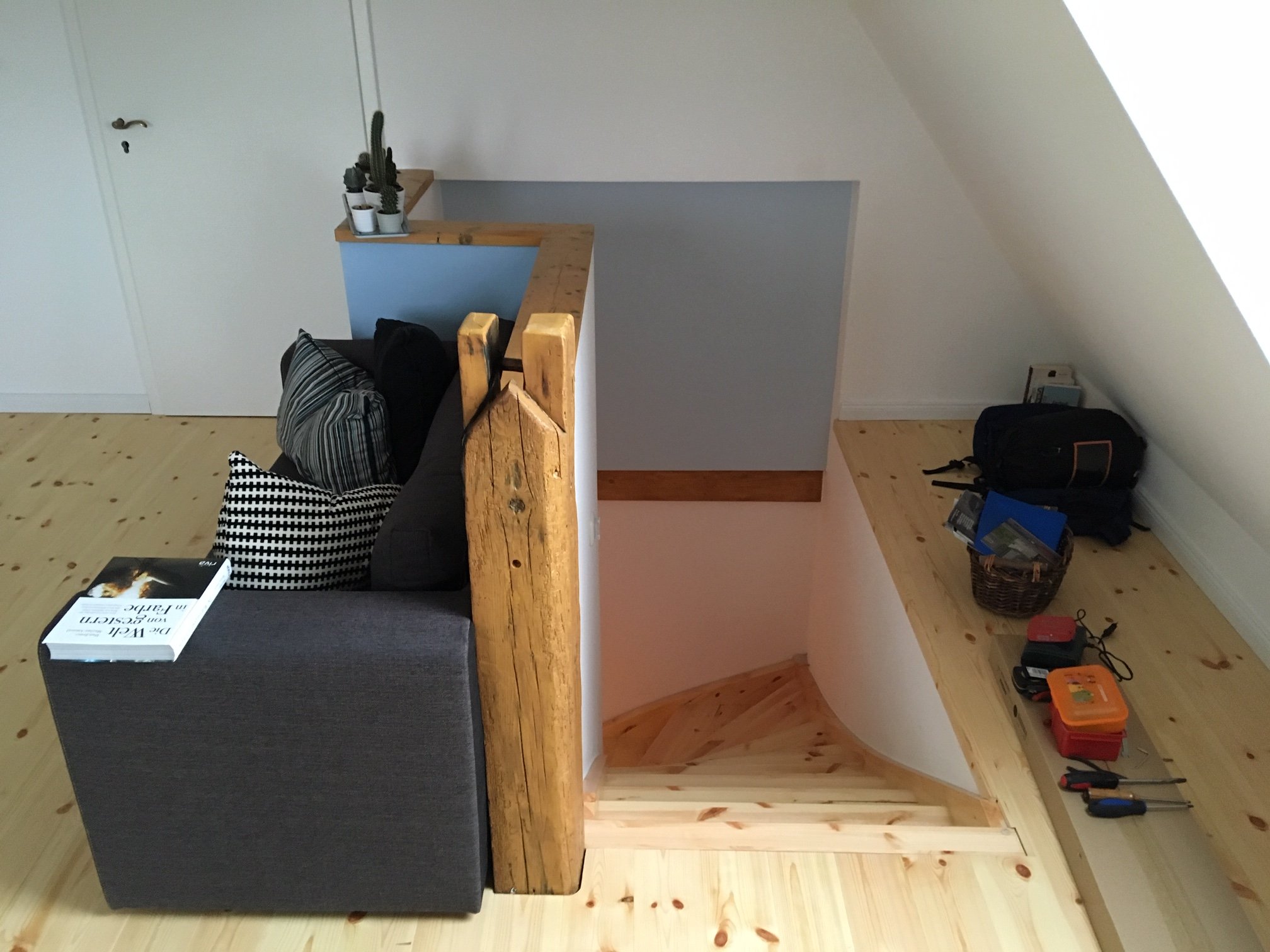 neuer Aufgang Spitzboden