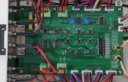 XYステージ 2chステッピングモーター制御回路 外部トリガー機能付き