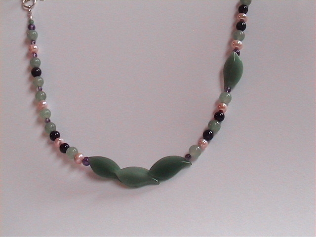 Aventurin , Zuchtperlen und  Amethyst Halskette 