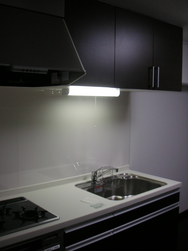 施工後　キッチン2