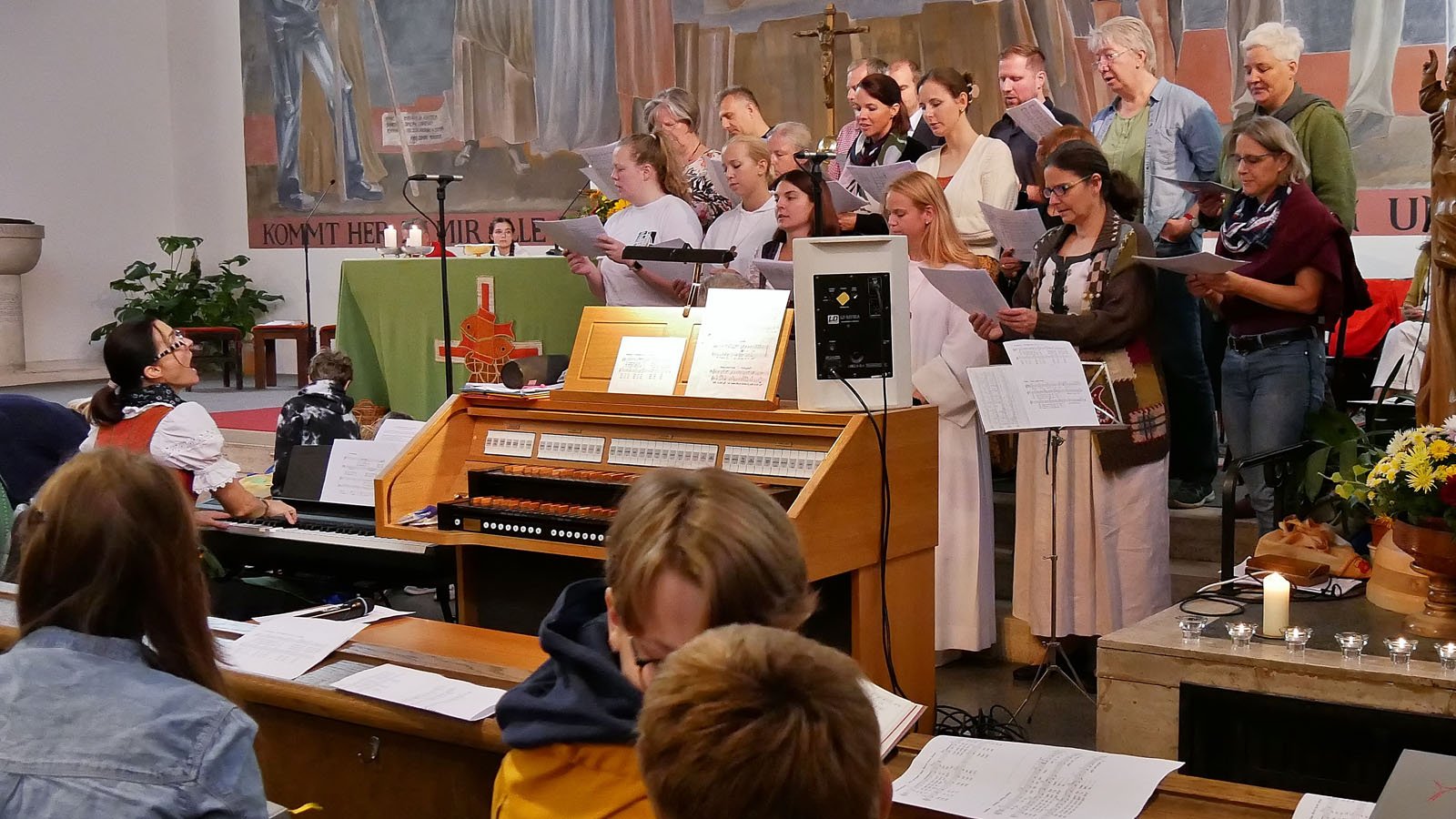 Quo-Vadis Chor unter Leitung von Kathi Cerny