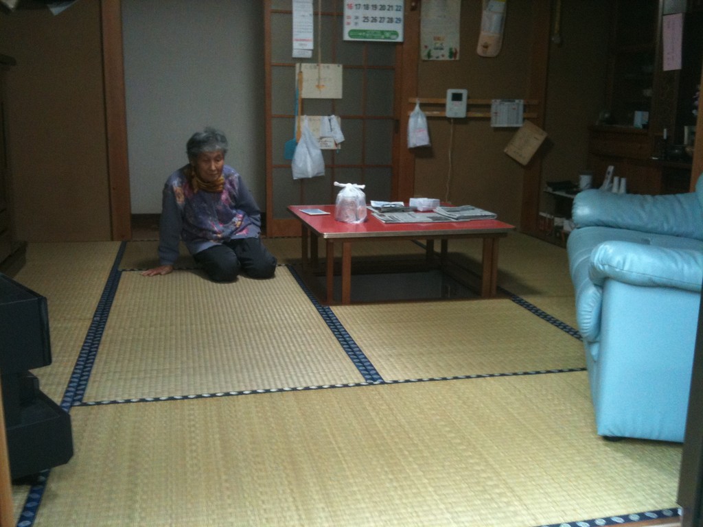 日光市のお客様宅施工例。。ヤンバル畳。