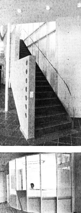 Fast alle Wege führen an der Empfangsloge vorbei. (Bild: René Uhlmann)