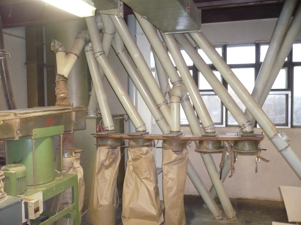 Materialführende Rohrleitugen für Schüttgut