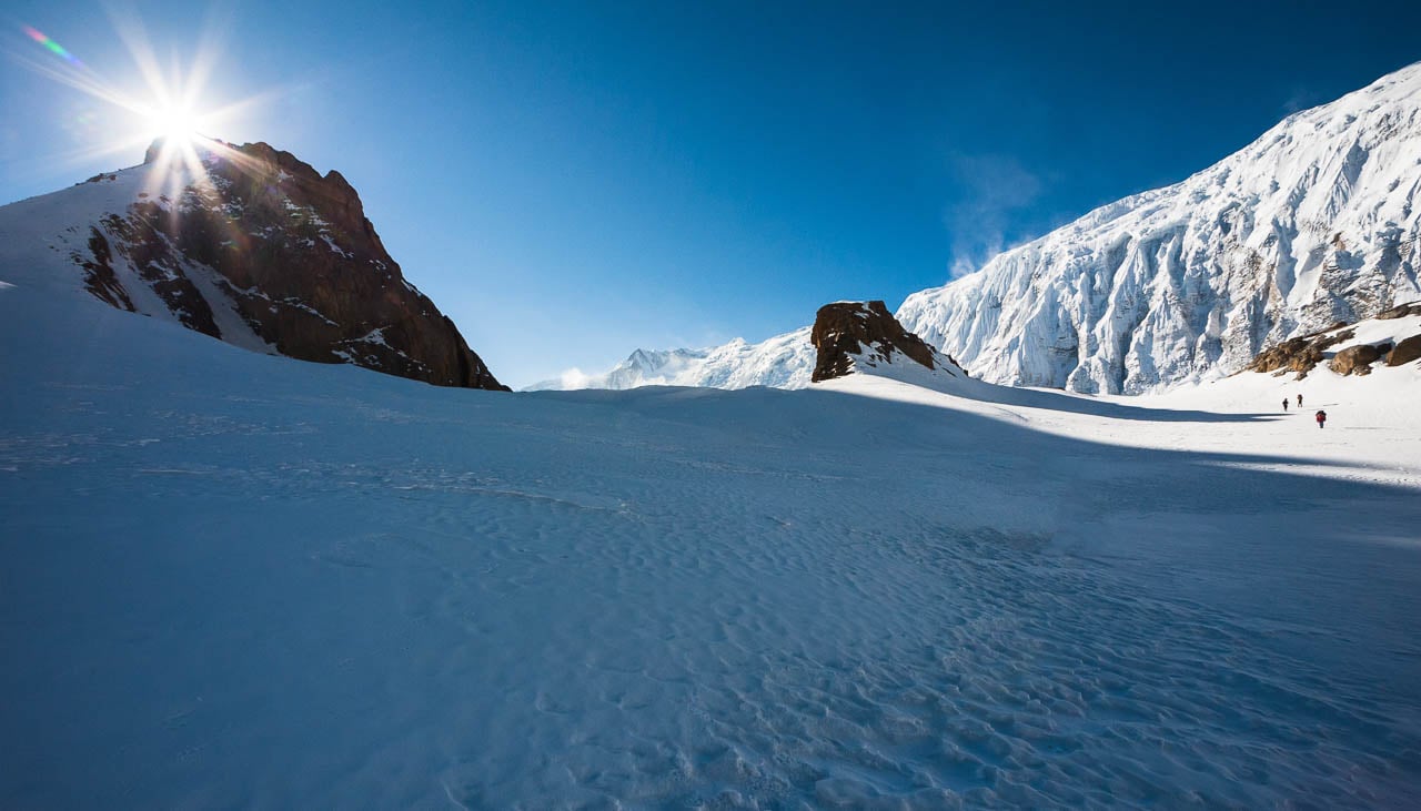 Unverhoffter Schnee während eines Nepaltrekkings