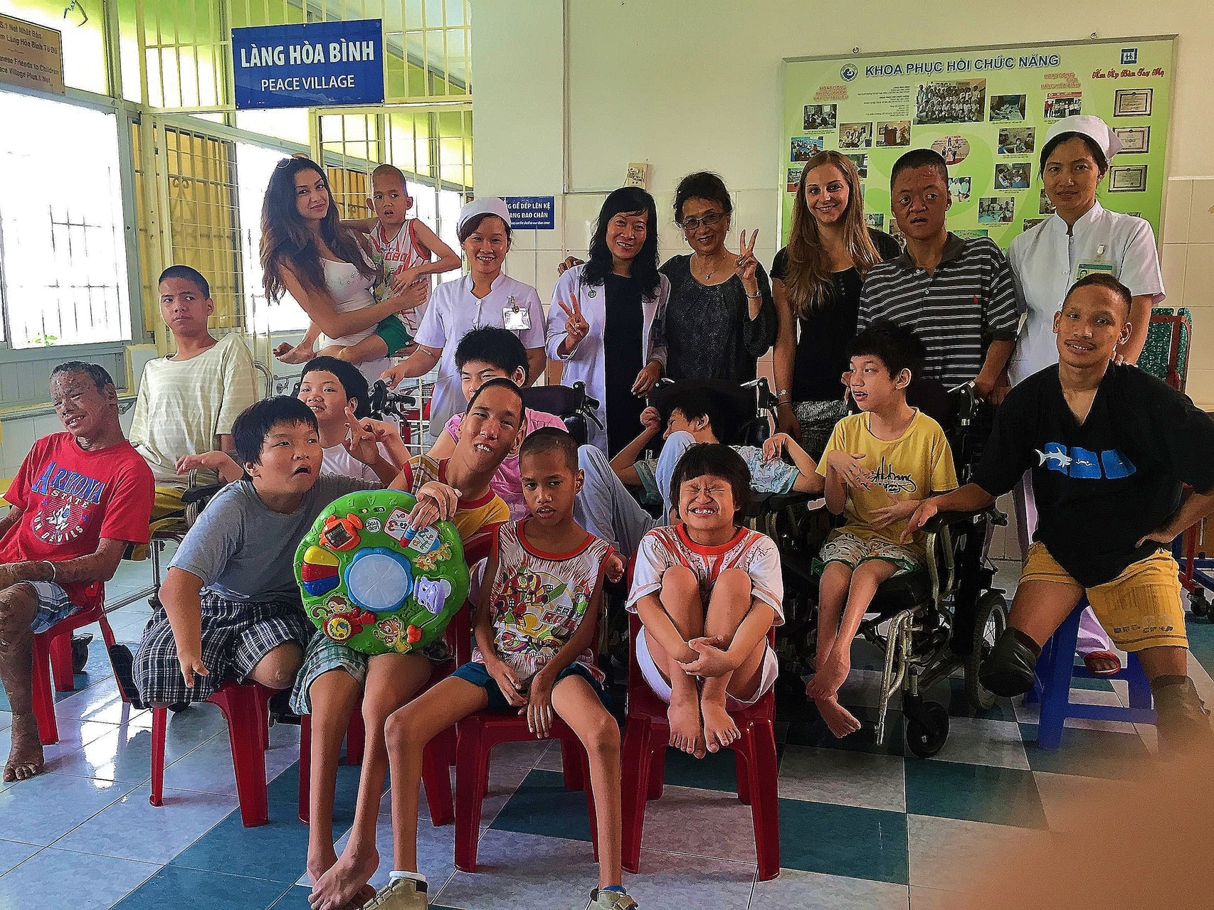Visite a l'Hopital TU DU d'Ho Chi Minh Ville - Village de la paix