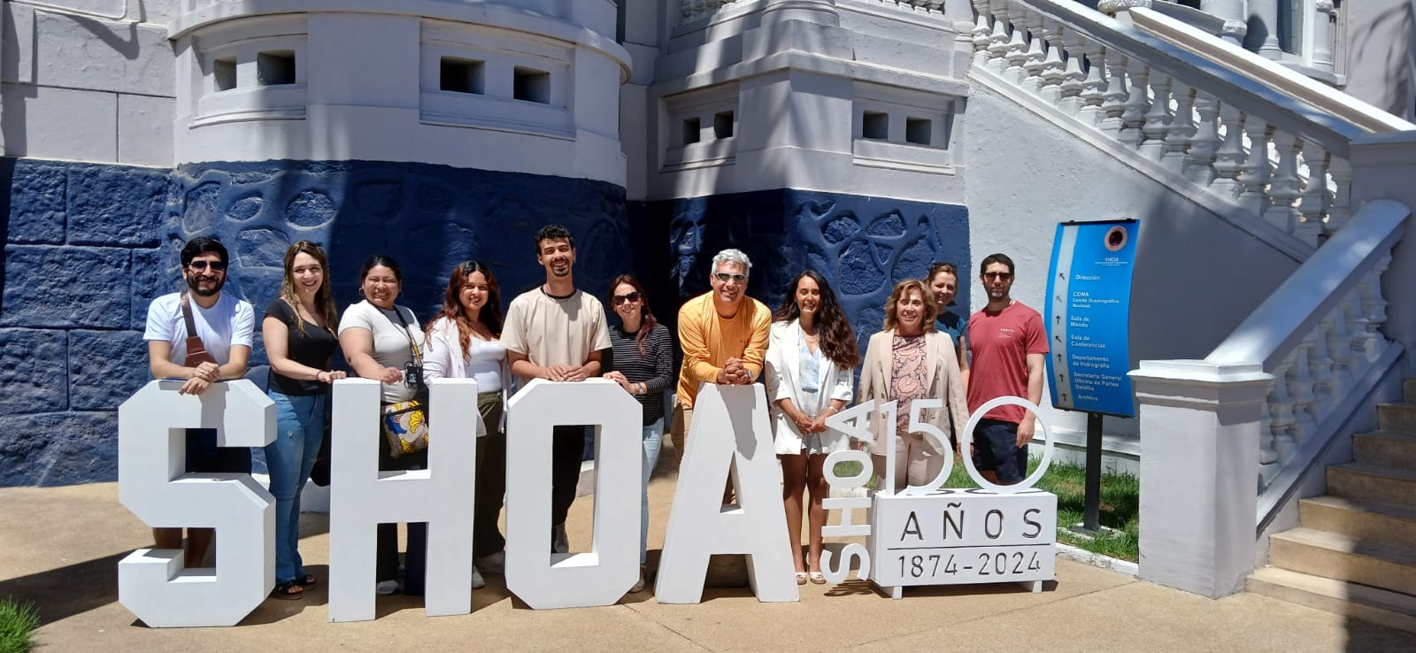 Field trip visit to SHOA, El Servicio Hidrográfico y Oceanográfico de la Armada de Chile/Hydrographic and Oceanographic Service of the Chilean Navy