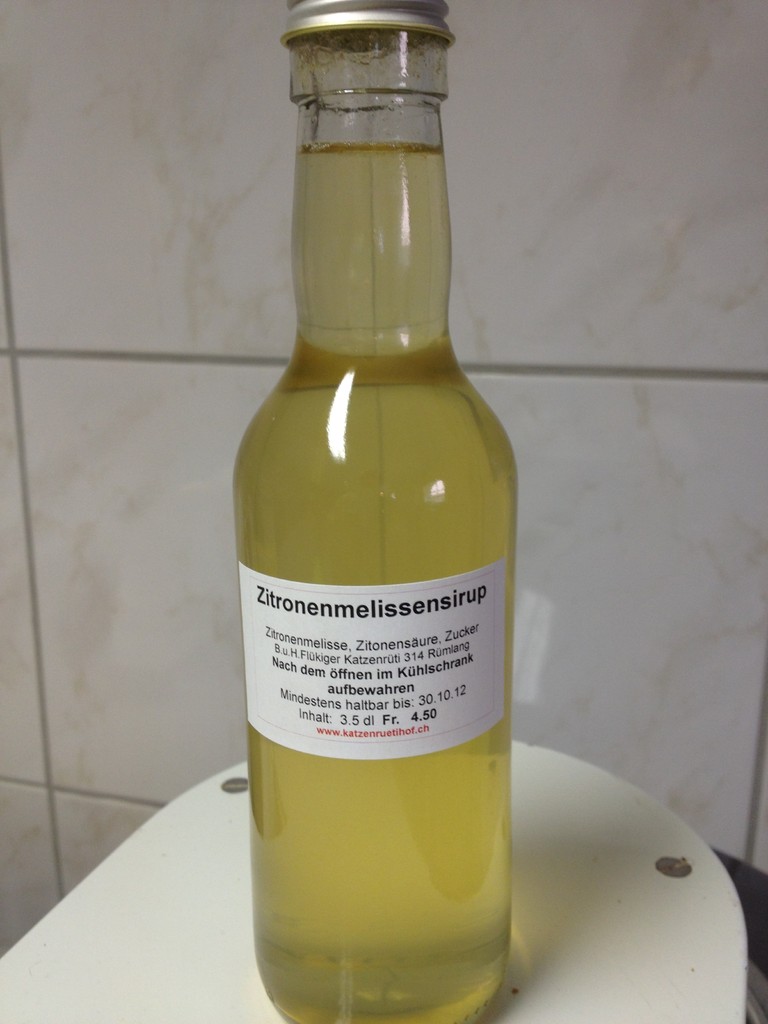 Zitronenmelissensirup