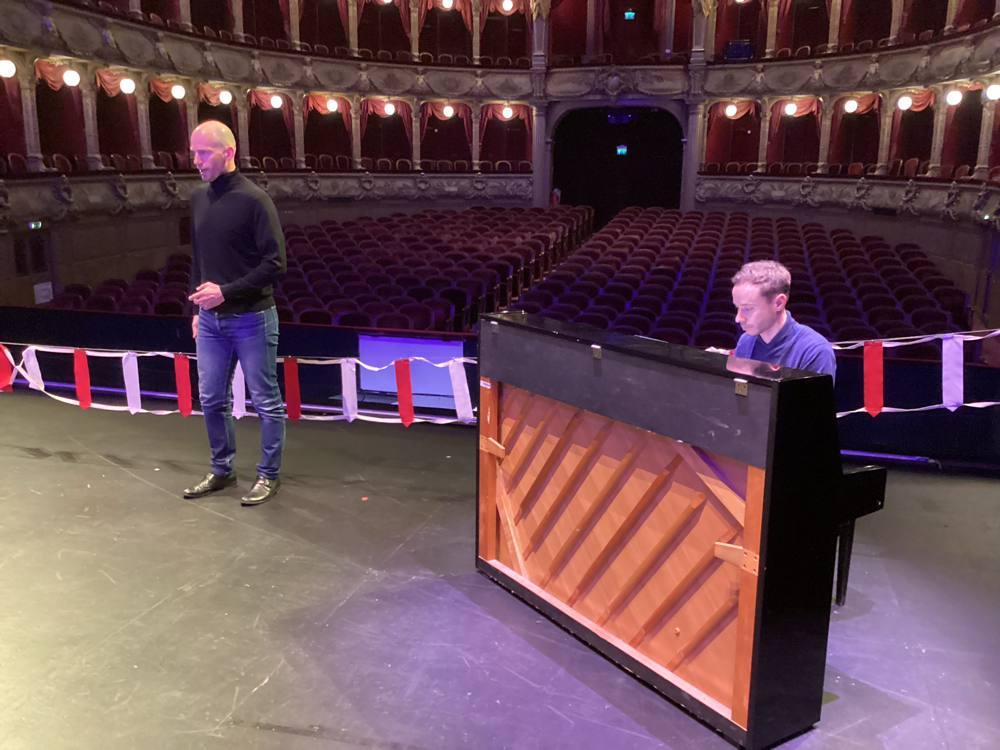 Démonstration de chant (Matthieu Toulouse, basse)