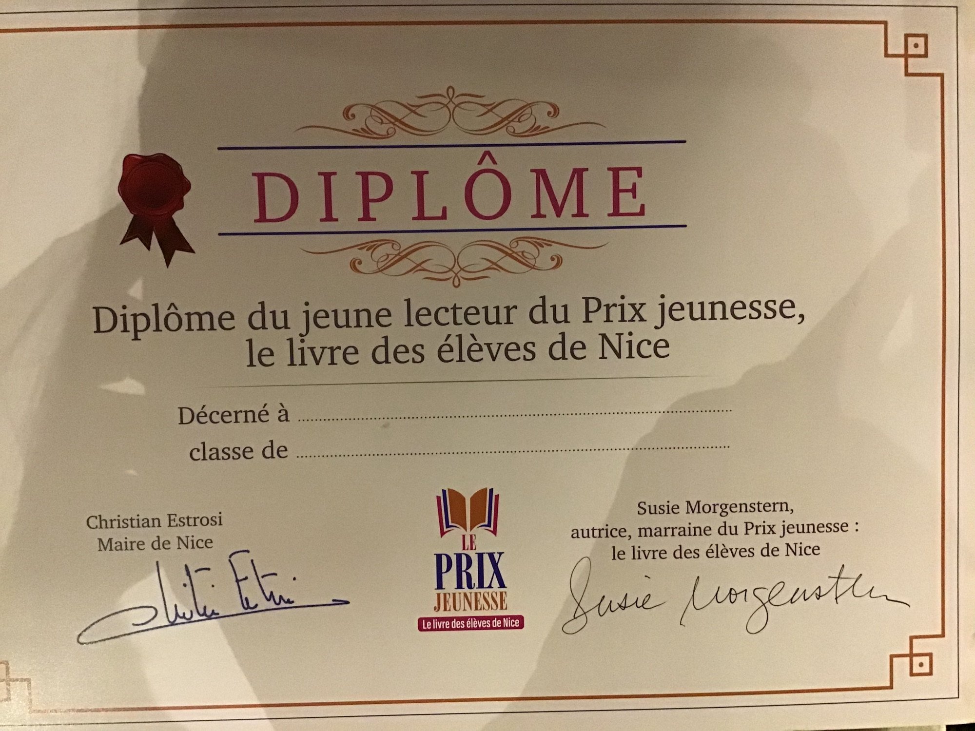 Le diplôme décerné aux élèves ayant participé au Prix jeunesse