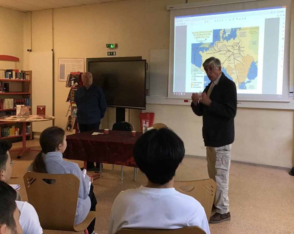 Roger Wolman témoigne auprès des élèves de 3è